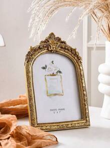 SHEIN 1pc Vintage European Style Gold Curved Frame Decorative Photo Frame, With One Random Inner Paper, For Home Decoration And Picture Display Valentine DAY, Valentines Wedding, Birthday, Room Decor, Ramadan Decor, Bedroom Decor, Wedding Decor, Home Decor Living Room, Office Decor, House Decor, Photo Frame, Room Decoration Stuff, Picture Frame,Fall Decor
