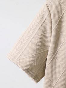 SHEIN 2 件套青少年男孩针织提花宽松插肩领短裤和 T 恤套装，适合春季穿着；青少年男孩服装；青少年男孩夹克，春季返校