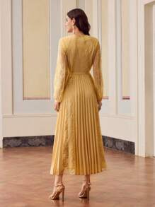 ZEYLAH Vestido largo elegante de color liso con aplicaciones de encaje y pliegues - Amarillo - Ver 3