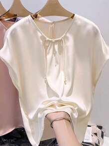 SHEIN Clasi Áo thun rộng cổ tròn đính nút ngọc trai cho nữ - Màu be - Xem 3