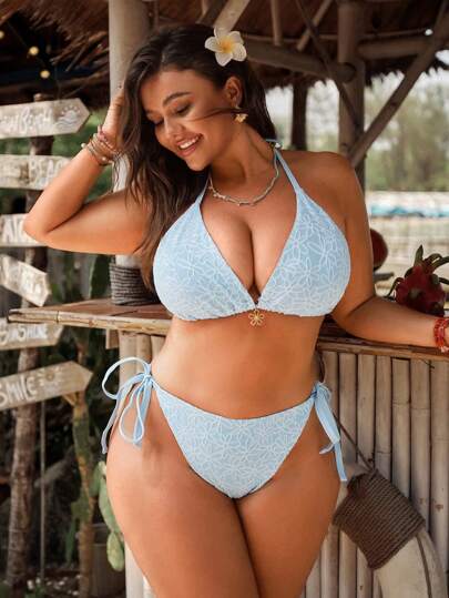 Swim Mod Plus Size Women 2 Pieces Swimwear, Cute Beach Vacation Floral Print Texture Backless Halter Top And High Waist Shorts Set For Summer