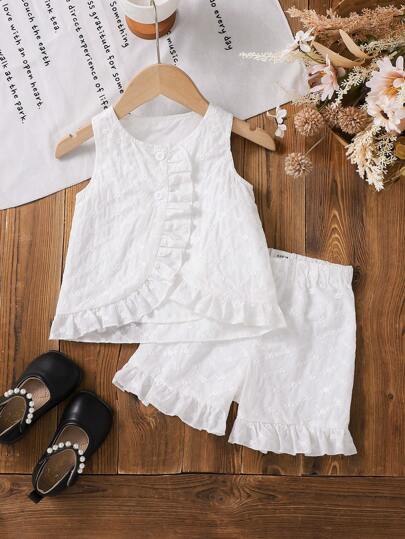 SHEIN Baby Girls Vacation White Textured Embroidered Sleeveless Asymmetrical Hem Shorts, Loose Matching Set Suitable For Travel And Holiday