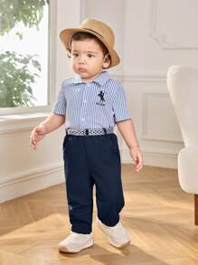 SHEIN Baby Jungen Lässiges tägliches Sport Gestreiftes Hemd & Khaki Gewebte Hose mit Gürtel, geeignet für Frühling & Sommer, passend für Geburtstagsfest, Taufe, 1. Geburtstag, Bankett, Aufführung, Hochzeit und mehr