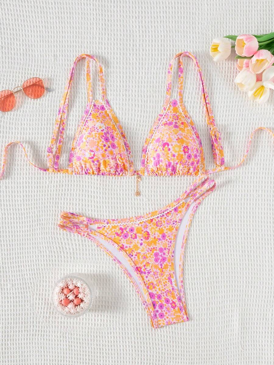 SHEIN Swim Women's Ditsy Floral Halter Bikini Set With Ruffles Decor, Suitable For Beach Holiday, Consists Of Top & Bottom For Summer Beach Vacation - Multicolor - View 1