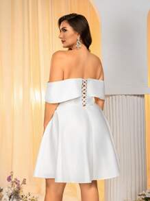 SHEIN Belle Vestido blanco de novia talla grande con hombros descubiertos y decoración de strass en el pecho, lindo para bodas u ocasiones especiales, novia