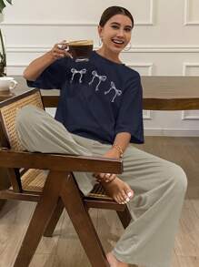 Livesso 2st enkel linje rosett dekortryck lösa kortärmade byxor Pyjamasset för kvinnor, sommar nattkläder