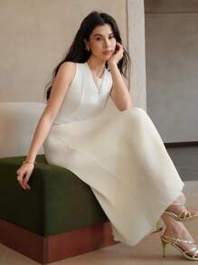 DAZY 2pcs Women Solid Color Sleeveless Top & Pleated Skirt Set - Beige - View 8