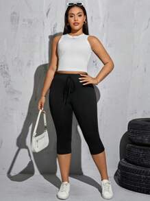 SHEIN Essnce Plus Size Women Spring And Summer Fashion Casual Comfortable Basic Daily Versatile Slim High Elastic Waist Black Tight Leggings Cropped Pants,Women Bottom,Capris For Women,Airport,Minimalist Style - Black - View 4