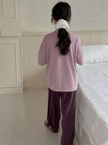 Dazy Kids Bộ 2 chiếc/Bộ áo thun tay ngắn cổ tròn in họa tiết cho bé gái tuổi mới lớn và quần ngủ, mùa xuân/hè, quần áo trở lại trường - Màu tím - Xem 4