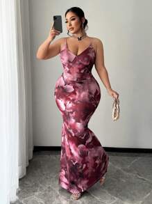 SHEIN SXY Plus Size Women Sexy Colorful Butterfly Print Camisole Top And Fishtail Hem Skirt 2 Pieces Set, Suitable For Everyday Wear, Festival, Date Night, Birthday, Bachelorette Party, Wedding, Elegant, Casual, Shopping, Streetwear, Going Out, Coquette, Easy To Match & Looks Slim, Accent Your Body, Flatter The Figure - Multicolor - View 8