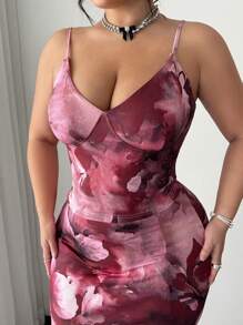 SHEIN SXY Plus Size Women Sexy Colorful Butterfly Print Camisole Top And Fishtail Hem Skirt 2 Pieces Set, Suitable For Everyday Wear, Festival, Date Night, Birthday, Bachelorette Party, Wedding, Elegant, Casual, Shopping, Streetwear, Going Out, Coquette, Easy To Match & Looks Slim, Accent Your Body, Flatter The Figure - Multicolor - View 3