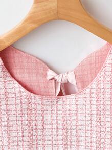 Regalyn Completo casual estivo in 2 pezzi da donna taglie forti, con camicia senza maniche con fiocco in vita, balze sull'orlo e shorts a quadri