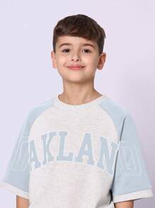 SUMWON Classic Varsity Style Raglan T-Shirt Set Youth Athletic Two-Piece Summer Casual Outfit With Oakland Text Print Coordinates