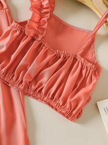 SHEIN Nuevo conjunto de moda de fiesta juvenil, incluye top sin mangas con volantes en tono rosa pálido y pantalones anchos de cintura alta, top con recorte floral + pantalones largos, conjunto asimétrico de hombro para playa y vacaciones para niña joven