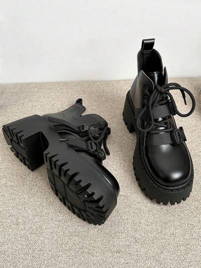 ROMWE Goth Women Lace-Up Front Platform Oxford Shoes, Punk Outdoor Fashion Boots Fall For Christmas And New Year Holiday Valentines Spring Shoes