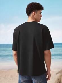 Shark Week X SHEIN 男士休闲字母与鲨鱼印花圆领短袖T恤，夏季 - 黑色 - 查看 2