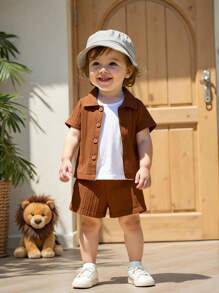 SHEIN Vintaside Kids 2 pièces Ensemble Casual pour Bébé Garçon, Chemise à Manches Courtes Col Chemise et Short à Taille Élastique, Été, 3 Mois - 3 Ans