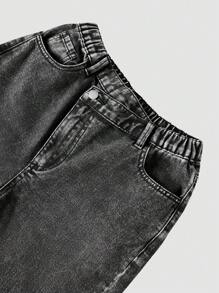 Pantalones informales de niña adolescente con pierna recta y estampado de copos de nieve en negro