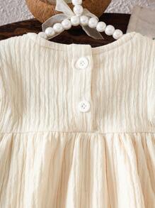 SHEIN Vintaside Kids 2 件套女童夏季服装，可爱印花短袖上衣和可爱印花长裤，欧美风格 - 卡其色 - 查看 6