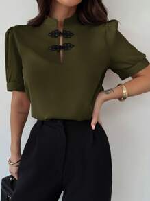 Firerie 新款优雅浪漫泡泡袖拼色纽扣女式衬衫，春夏 - 軍綠色 - 查看 8