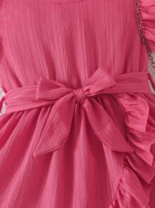 SHEIN Vestido casual cómodo con volantes y cinturón a la cintura para niña, verano