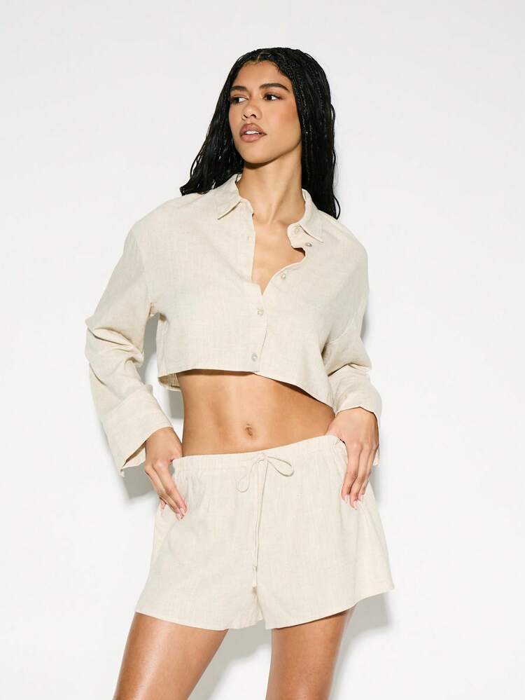 KIZN Linen Cropped Button-Down Collared Long Sleeve Relaxed Blouse