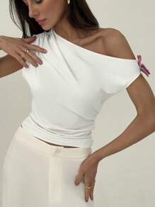 Aloruh Romantic Asymmetrical Neck Ruched 3D Floral Fitted Pink Blouse - White - View 4