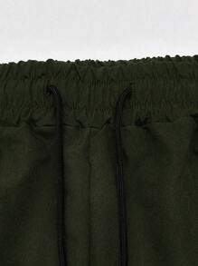 Manfinity Hypemode Men's Plus Size Solid Color Cargo Shorts Going Out Plain Casual Plain Black Cargo Shorts, For Husband, Boyfriend Gifts Men Shorts Cargomen Cargo Shortscargo Shorts For Men