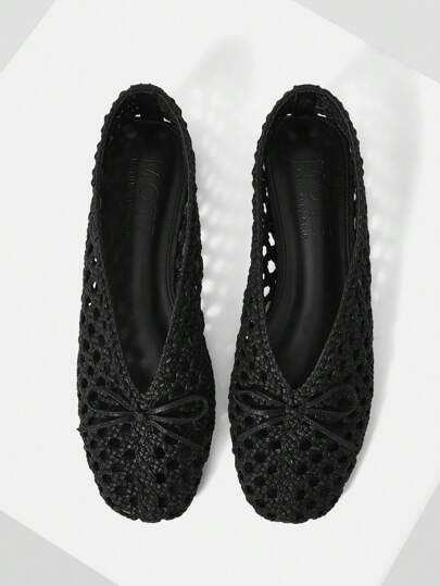 MOTF PREMIUM 黑色镂空蝴蝶结装饰平底鞋