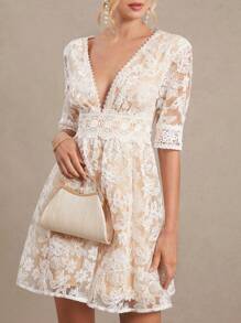 Amorya Vestido blanco evasé de mujer con escote en V y bordados, de estilo de moda elegante