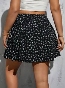 SHEIN Essnce Plus-Size Women Casual Floral Culottes, Summer Culottes, Shorts,Summer Skort,Rave Concert Skorts For Women,Country Concert Rave Rave Festival High Waisted Shorts - Black - View 2