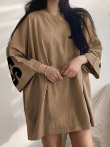 DAZY Camiseta holgada con cuello redondo, hombros caídos y estampado de letras para mujer