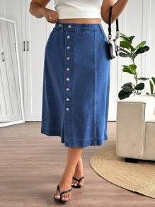 SHEIN Frenchy Plus Size Maxi Denim Skirt With Button-Front Closure And Pockets - Blue - View 3