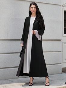 Al Najma 女士优雅朴素长袍，褶皱袖口拼接设计，长袍 - 黑色 - 查看 7