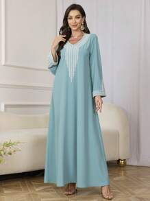 Al Najma 女士宽松刺绣串珠长袍，适合斋戒季节，朴素的卡夫坦 - 墨綠色 - 查看 6