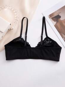 女士前开扣性感文胸搭配优雅蕾丝组合，黑色