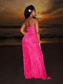 Slaydiva Elegant Beach Vacation Textured Bandeau Waisted Wide-Leg Jumpsuit, Magenta
