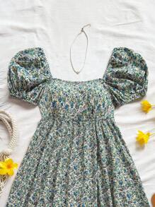 Soleia 碎花方領泡泡袖洋裝