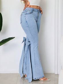 SHEIN SXY Casual Party Cute Bow Decor Women Flare Leg Jeans