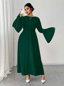 Elenzga プラスサイズ レディース 無地 ラウンドネック フレア袖 エレガントワンピース 秋用 - ダークグリーン - チェックする 1