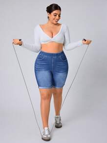 Flexra Plus Size Women Casual Simple Denim Shorts - Blue - View 3