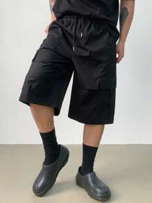 DAZY Pantalones cortos casuales de color negro sólido de estilo oscuro para hombres, de verano