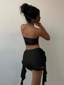 Aloruh 女士性感优雅蕾丝黑色抹胸和荷叶边下摆迷你裙两件套 - 黑色 - 查看 2