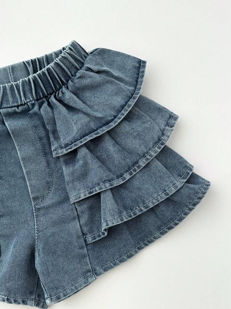 SHEIN Vintaside Kids 2pcs/Set Baby Girl Cute Cap Sleeve T-Shirt Top With Layered Ruffle Hem & Denim Shorts, Spring/Summer Outfit - White - View 6