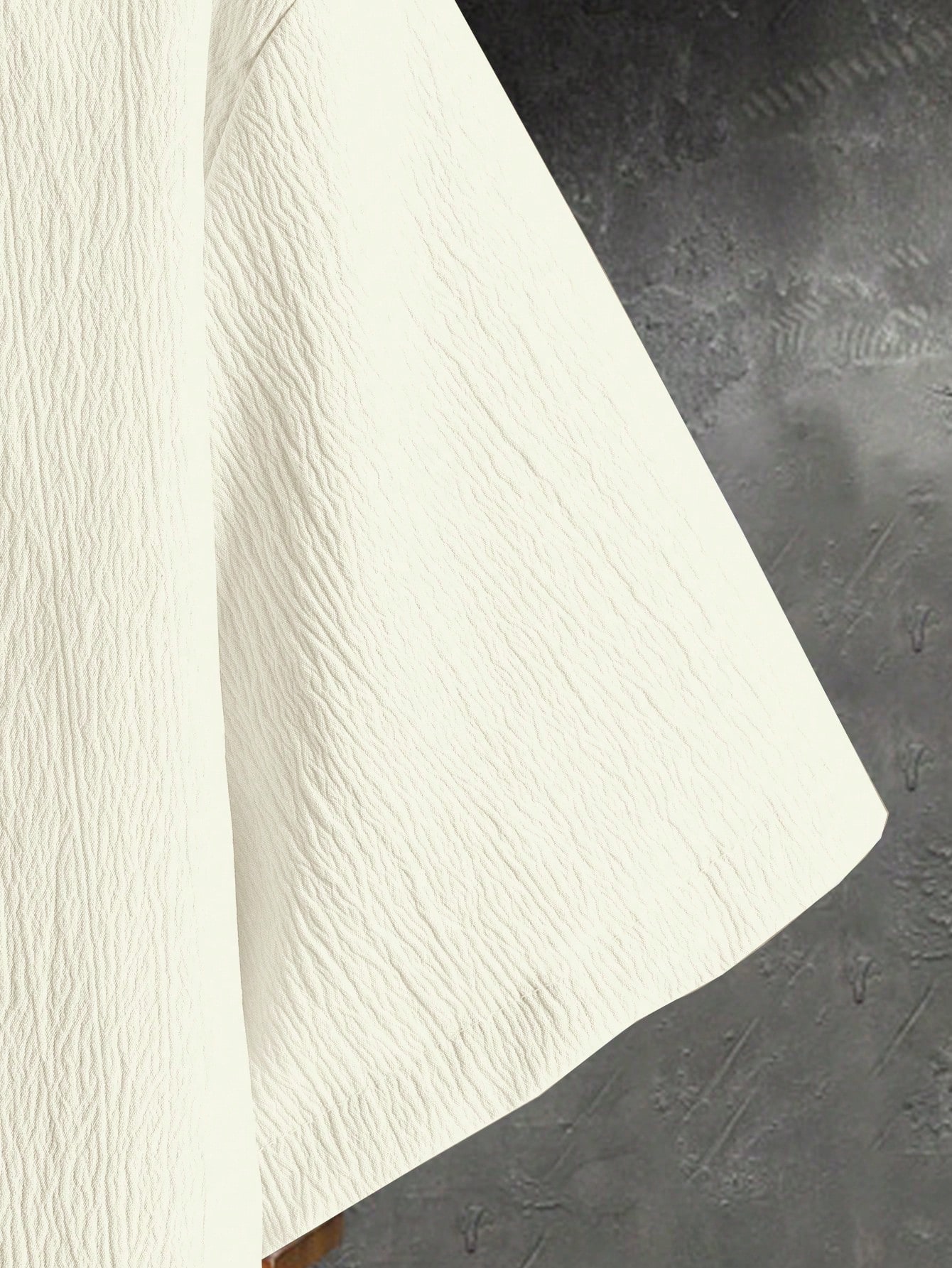 Manfinity Homme بدلة رجالية مكونة من قميص بأزرار ن...