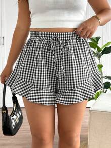 SHEIN Frenchy Plus Size Casual Check Print Ruffle Hem Shorts, Summer - Black - View 2