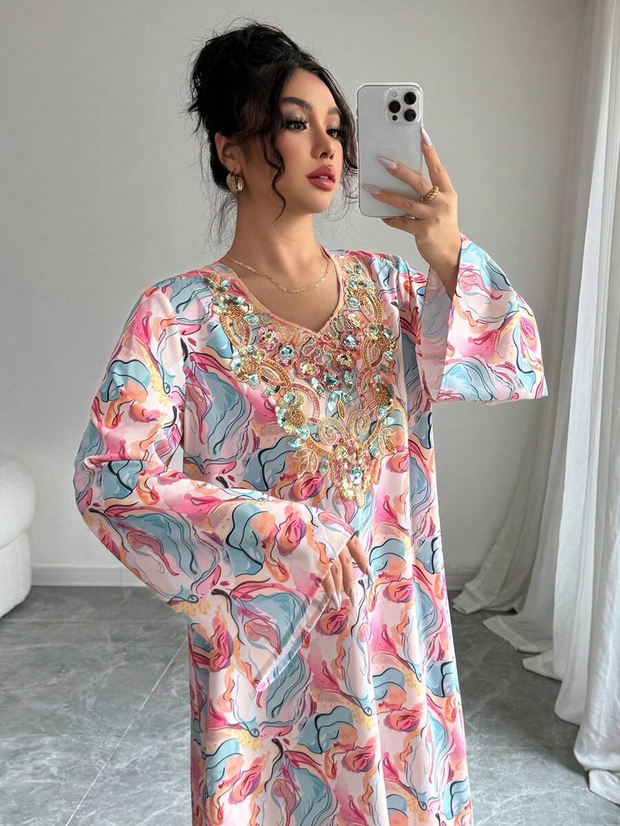 Yasmyna 女式V领长袖亮片刺绣彩色印花宽松优雅浪漫阿拉伯连衣裙女式夏季朴素长袍 - 彩色 - 查看 1