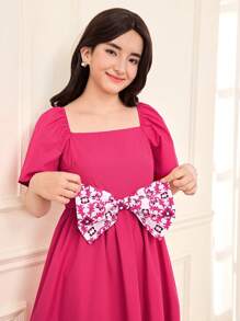 SHEIN Leap Crew Teenager Mädchen Lässig V-Ausschnitt Muster Schleife Dekor knielanges Kleid - Heißes Pink - Übersicht 6
