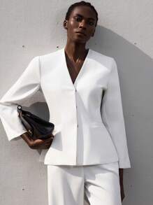 Aveloria Modichic 女式超大复古设计宽肩深 V 领收腰长袖中长西装夹克 - 白色 - 查看 1