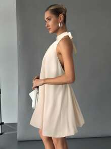 SHEIN Essnce 女士性感露背迷你吊带连衣裙，纯色，夏季 - 杏色 - 查看 4